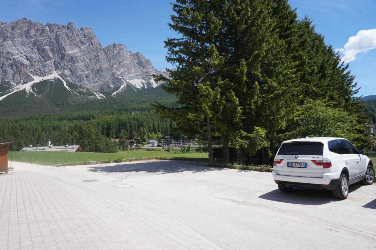 Cadin Apartment Cortina dʼAmpezzo Exteriér fotografie