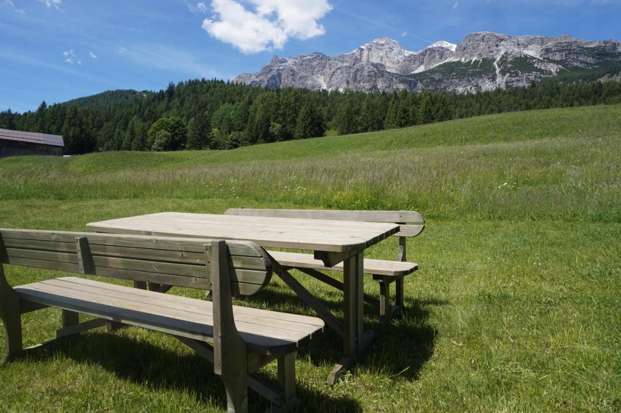 Cadin Apartment Cortina dʼAmpezzo Exteriér fotografie